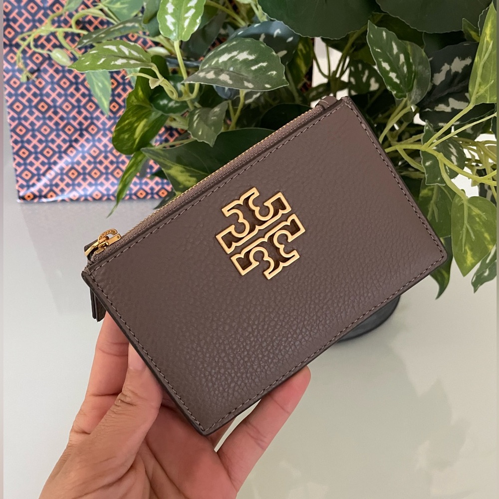 New, tory burch britten zip card case